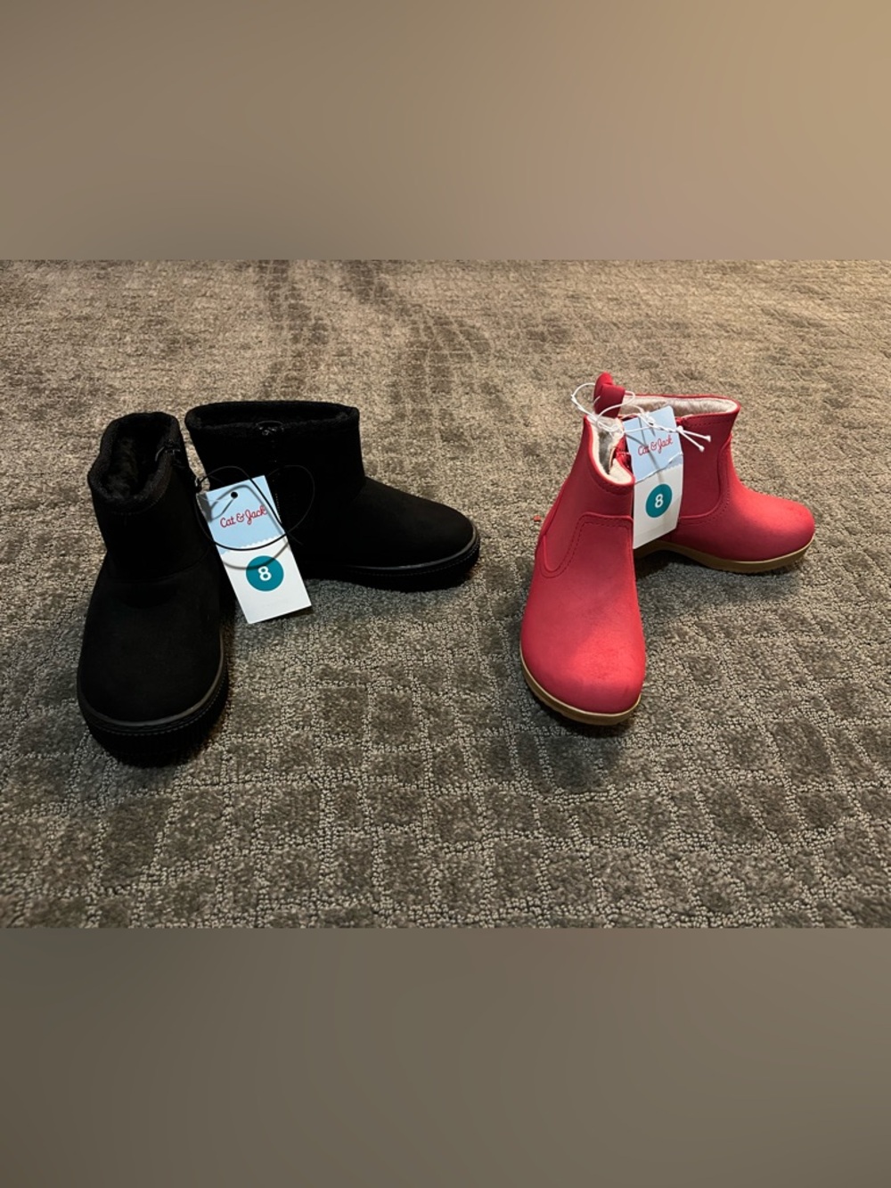 Cat & Jack Girls Boots - Black and red size 8